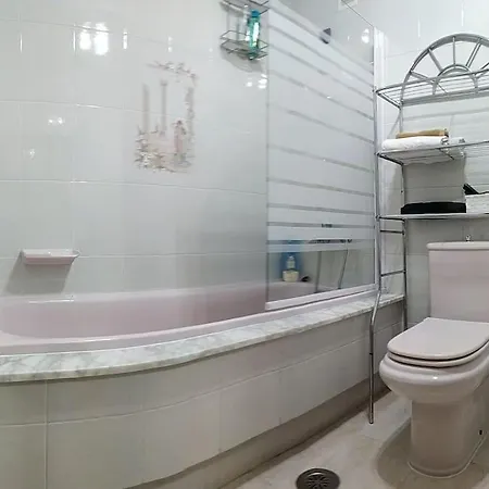 Apartment Piso Espacioso En El Centro Con Plaza De Garage Ribeira