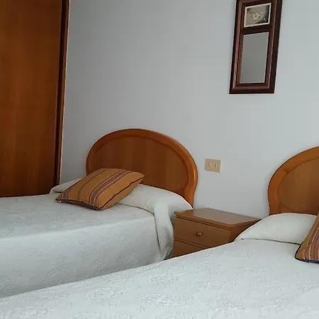 Piso Espacioso En El Centro Apartment Ribeira
