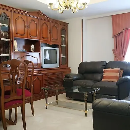 Piso Espacioso En El Centro Con Plaza De Garage Apartment *